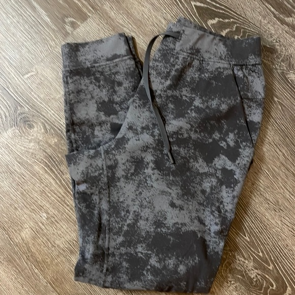 Lululemon City Sweat Jogger - Picture 2 of 8